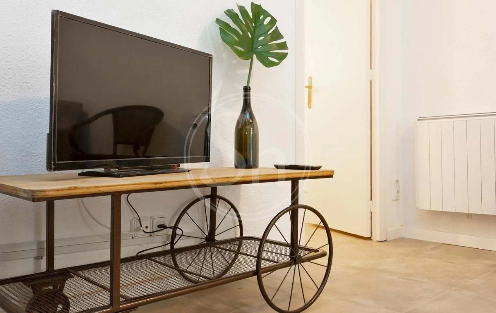Contacts de Apartamento Para Dos En Gracia
